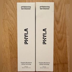 PHYLA pH Balancing Gel Cleanser (Set of 2)